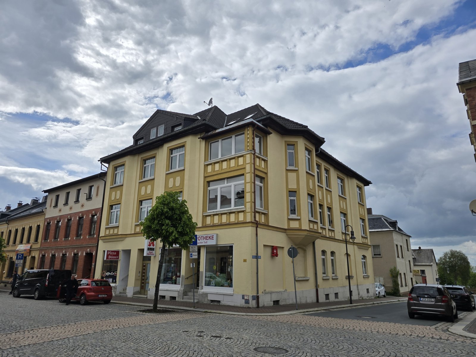Renditeobjekt in Schöneck mit 7 WE + 2 GE , ca. 835 m² - Entwicklungspotenzial