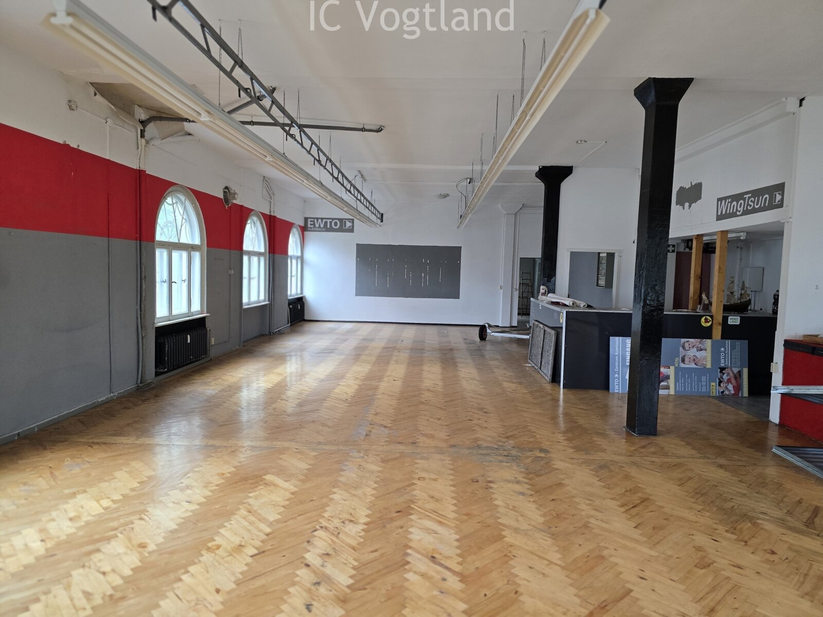 Stadtvilla mit großem Grundstück - Wohnen und Arbeiten an einem Ort